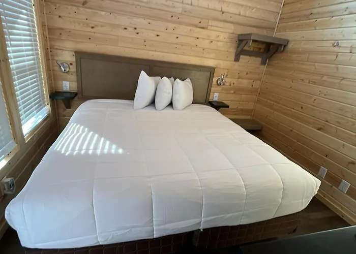 063b Grand Canyon South Rim With King Bed Chalet *